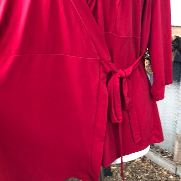 3/$30 Lane Bryant Red Wrap Shirt / Cardigan 26/28 - Picture 3 of 7